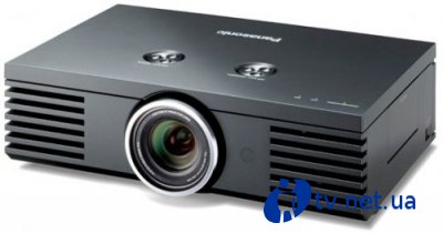 Panasonic    PT-AE4000 1080p