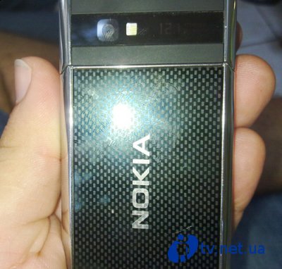Nokia  12  