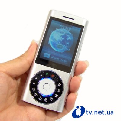 HiPhone F320:   iPod   