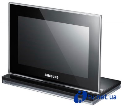   Samsung 700Z  AMOLED-