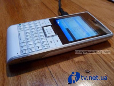 Sony Ericsson Faith - QWERTY   