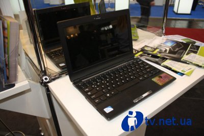 CeBIT 2010:   Point of View Mobii ULV   Mobii Movie Theater