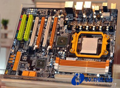   Biostar TA890FXE   AMD 890FX