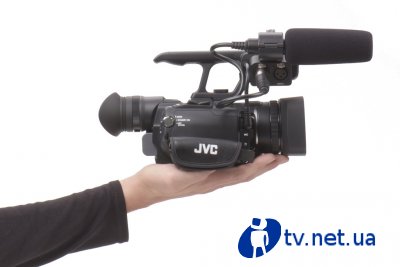        JVC    HD 