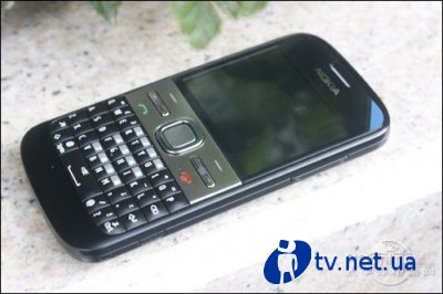      Nokia E5