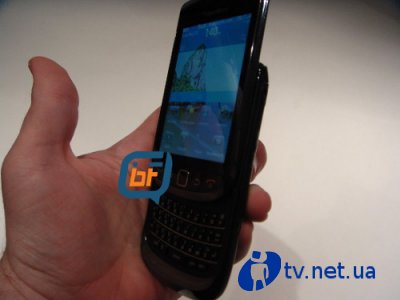   - BlackBerry Bold 9800