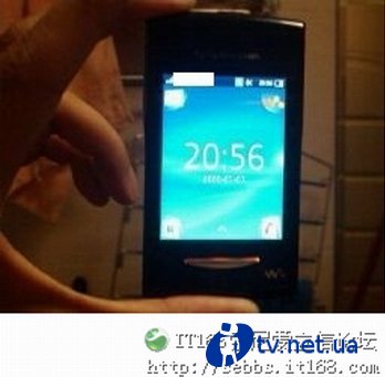 Sony Ericsson W150i TeaCake:    Walkman   Android