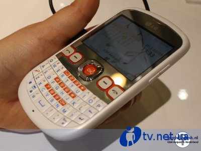 LG    C300 Town