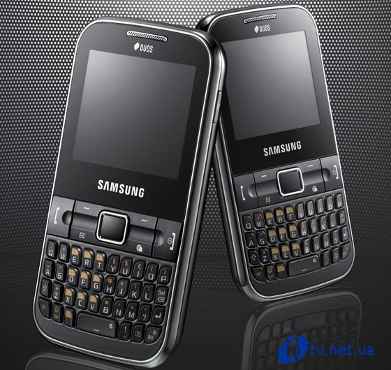 Samsung C3222:    QWERTY-