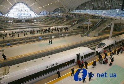 Китайский поезд ставит рекорд скорости для коммерческих линий