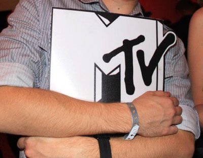   MTV   
