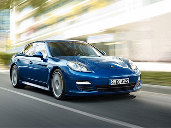  Porsche Panamera   7,1   100 