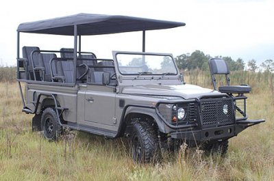  Land Rover Defender 110      