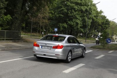 BMW Left Turn Assistant   ,    