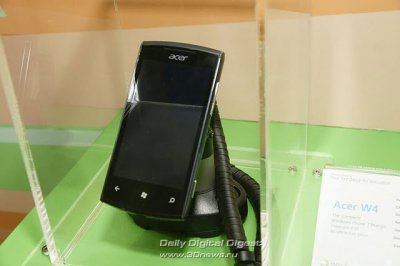 Computex 2011:  Acer W4   Windows Phone 7 Mango