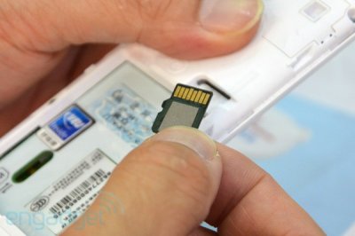 Computex 2011:  microSD   NFC-