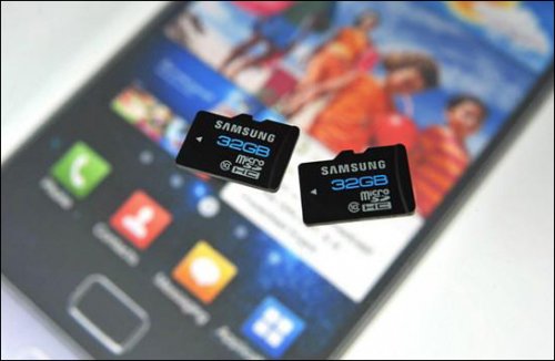   Samsung microSDHC Class 10  32 