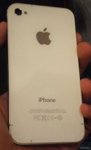    iPhone 4   
