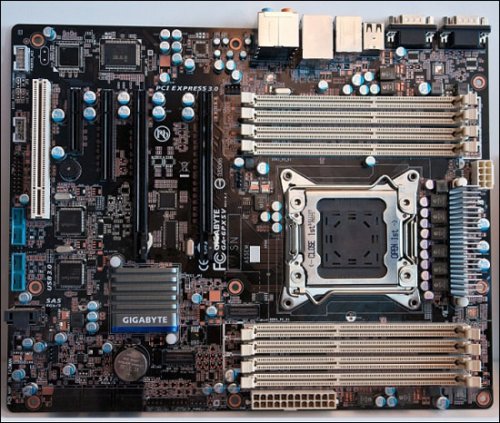  GIGABYTE  Intel X79   DIMM-