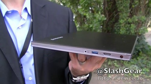 IFA 2011:  Lenovo IdeaPad U300s    MacBook Air