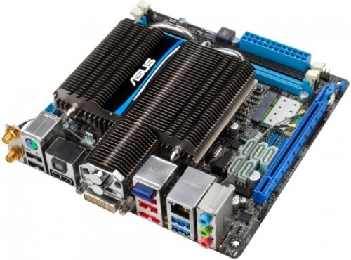  ASUS E45M1-I DELUXE  Mini-ITX  APU AMD E-450