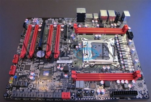    Foxconn Quantum Force  Intel X79