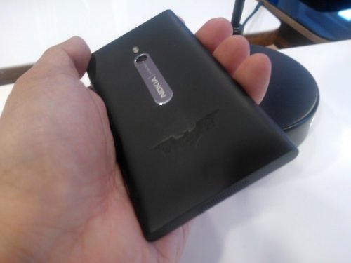 Nokia   Lumia 800 Dark Knight Rises limited edition