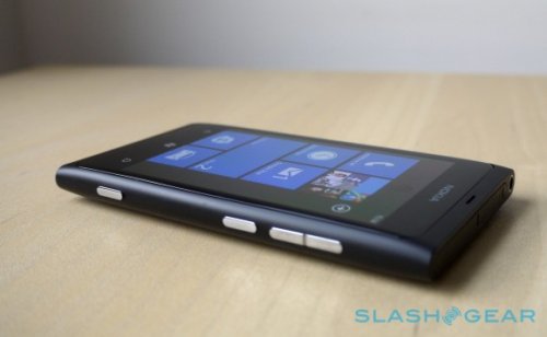  Nokia Lumia     ?