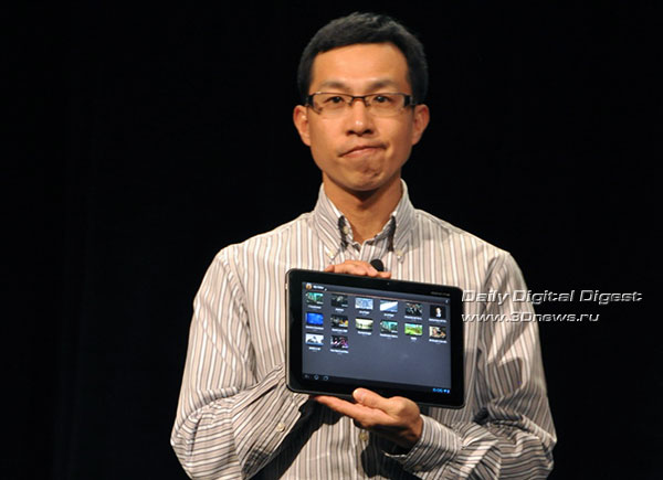 CES 2012: Acer  4-  A700   1080p