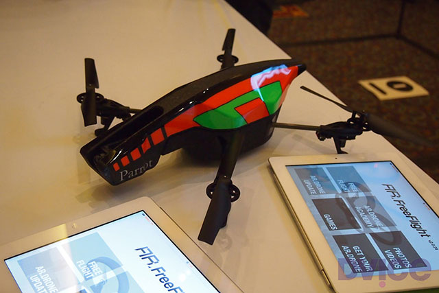 CES 2012:  Parrot AR.Drone 2.0   HD-