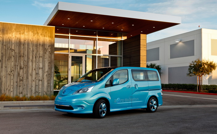  Nissan e-NV200   Leaf  