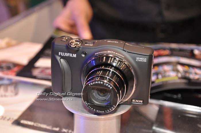 CES 2012:     Fujifilm