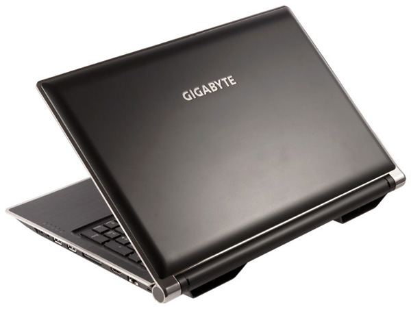   GIGABYTE P2532 Series   