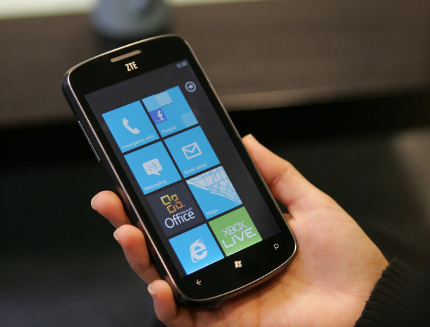 ZTE   Tania   Windows Phone OS ()