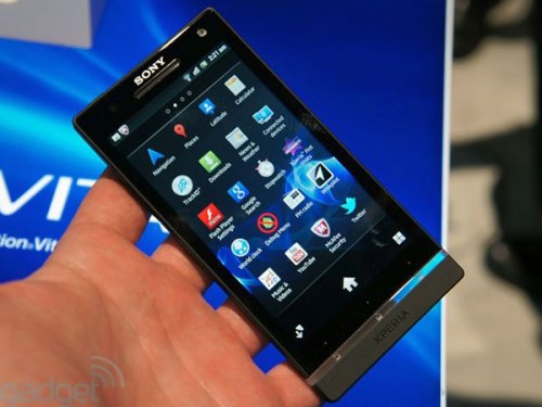 CES 2012:    Sony Xperia S,   Xperia Arc