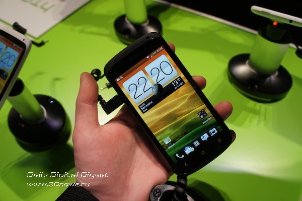 MWC 2012: HTC One X, One S  One V  