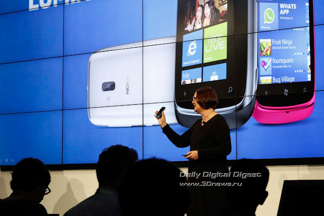 MWC 2012:   Nokia Lumia 610