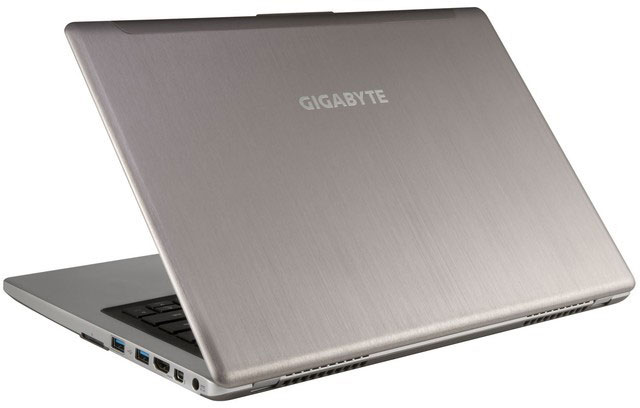 CeBIT 2012: Gigabyte   U2442    P2542G