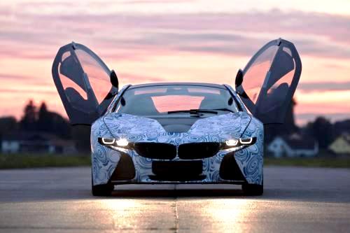  BMW i8  ,  