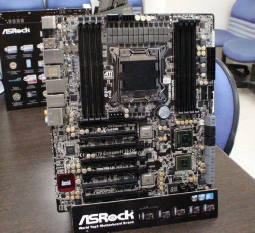   ASRock X79 Extreme11    