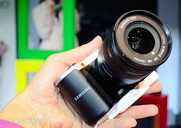 ""    Samsung NX1000, NX210  NX20