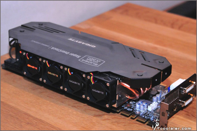   - GIGABYTE GeForce GTX 680 SOC