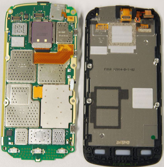  :      Nokia 808 PureView   FCC