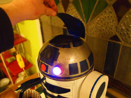   R2-D2  