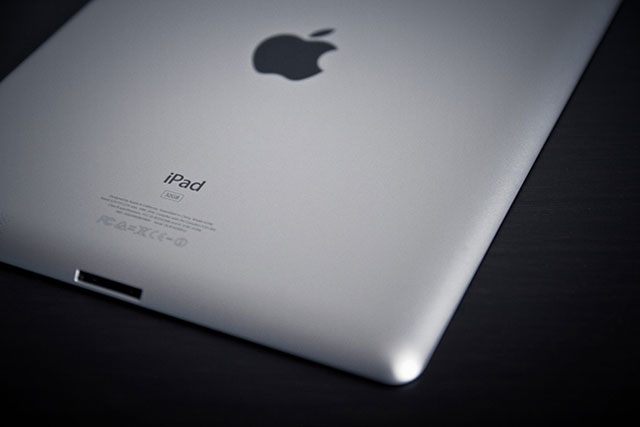 7  Apple iPad   Retina     ?