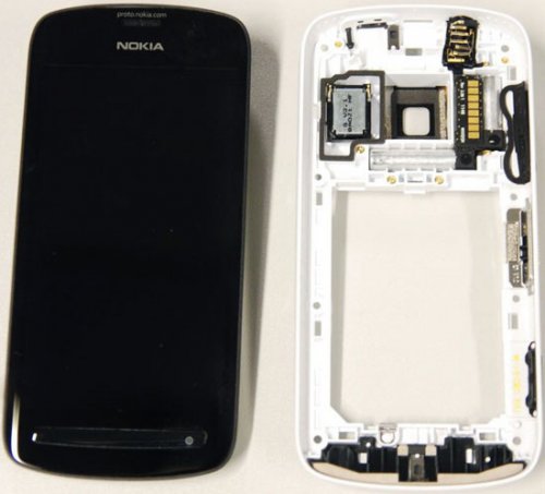  :      Nokia 808 PureView   FCC