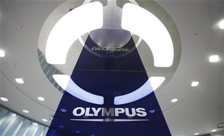 :  Panasonic     Olympus
