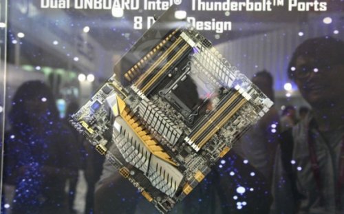   ASUS ZEUS   Intel X79   GPU