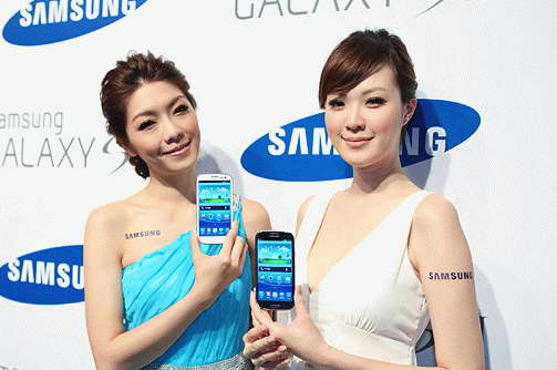 Samsung  45%    