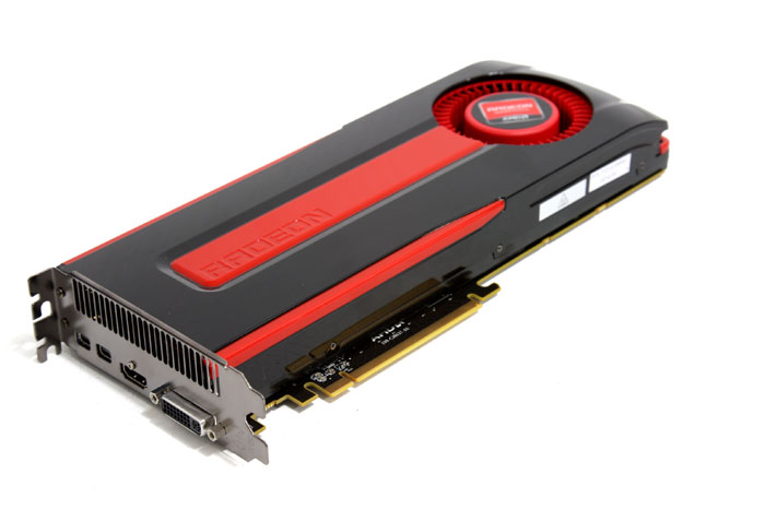 AMD    Radeon HD 7950  850 